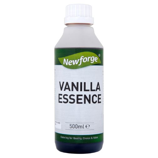 A 500 milliliter bottle of Newforge brand Vanilla Essence